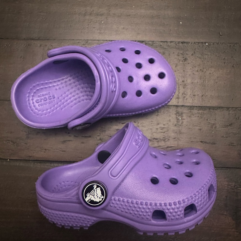 CROCS Kids Water Shoes - Vibrant Purple
